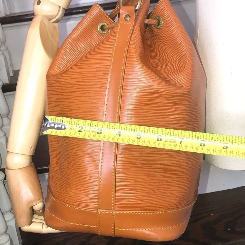 Vintage LOUIS VUITTON Noe Cipango Gold Epi Leather Tote Drawstring Bucket Bag
